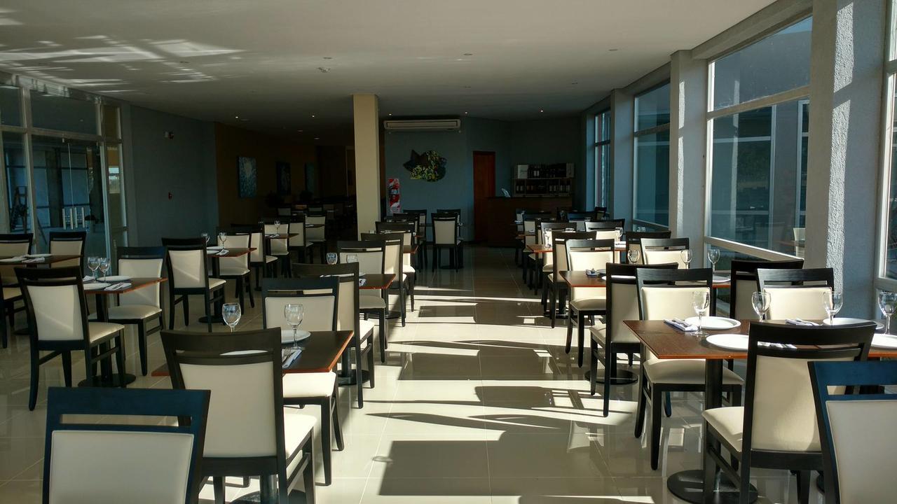 Hotel Casino Rio Uruguay Paso de los Libres Dış mekan fotoğraf