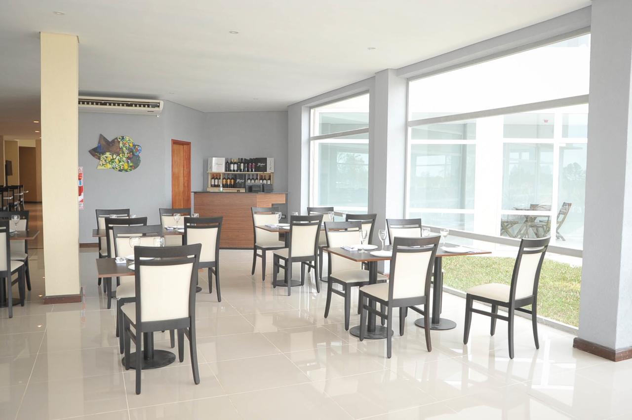 Hotel Casino Rio Uruguay Paso de los Libres Dış mekan fotoğraf