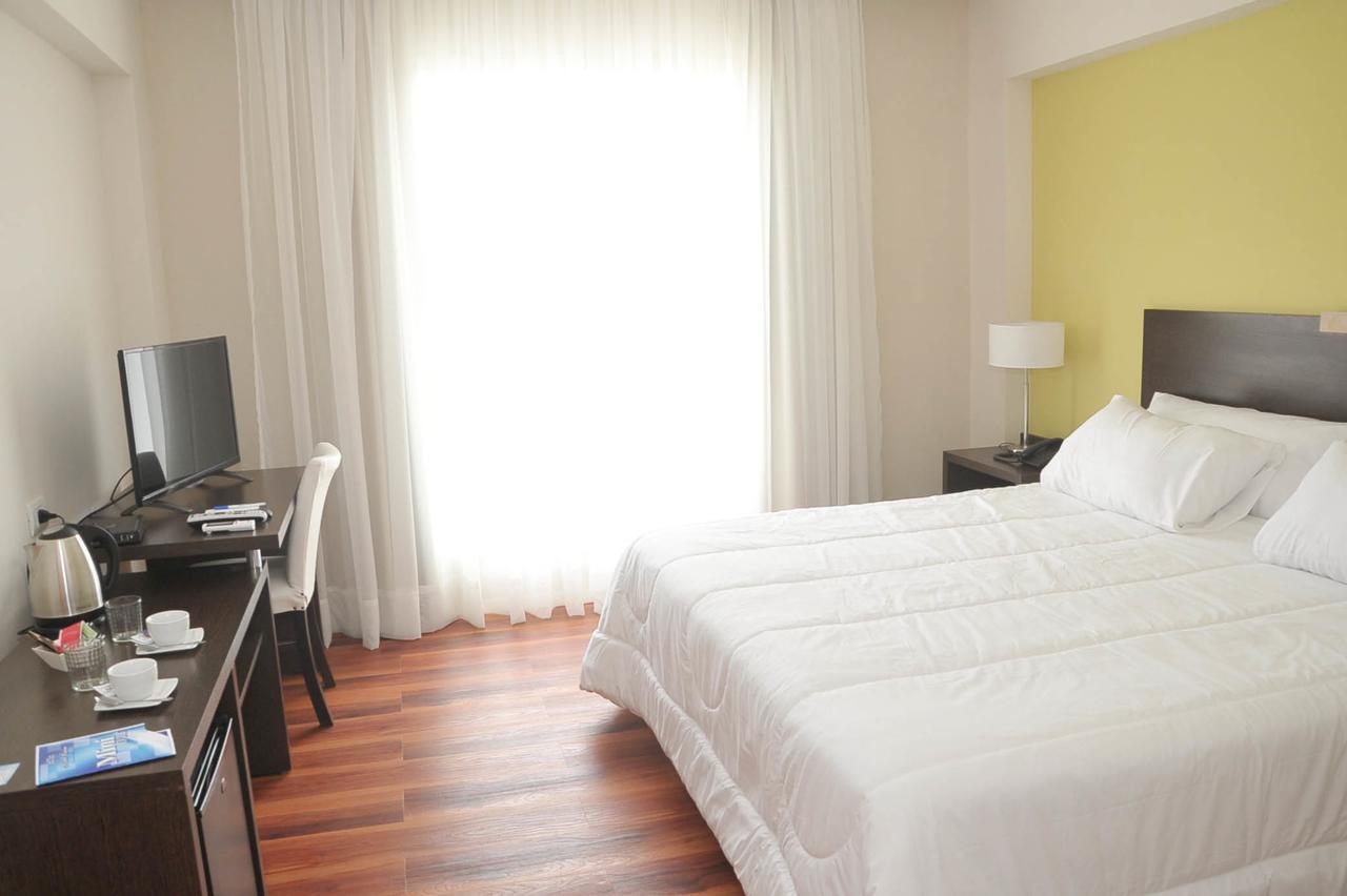 Hotel Casino Rio Uruguay Paso de los Libres Dış mekan fotoğraf